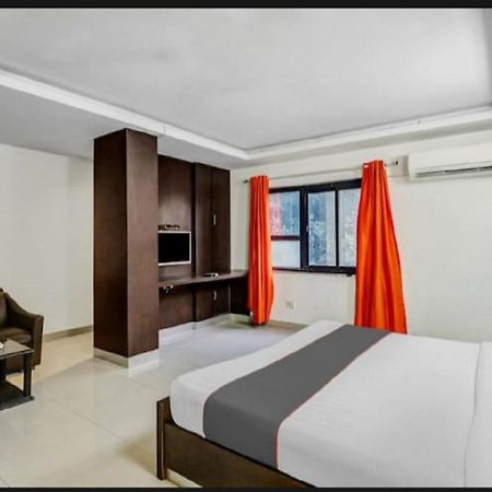 Aerocity Hotel Jindal Palace Delhi- A Well Hygiene Property"All Staff Vaccinated " New Delhi Exteriör bild