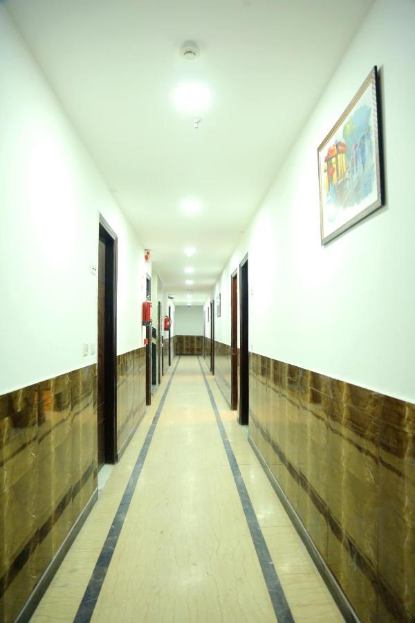 Aerocity Hotel Jindal Palace Delhi- A Well Hygiene Property"All Staff Vaccinated " New Delhi Exteriör bild