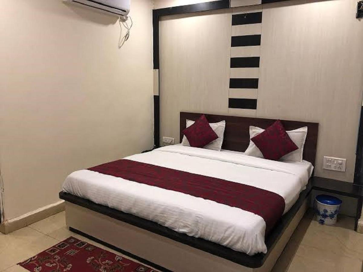 Aerocity Hotel Jindal Palace Delhi- A Well Hygiene Property"All Staff Vaccinated " New Delhi Exteriör bild