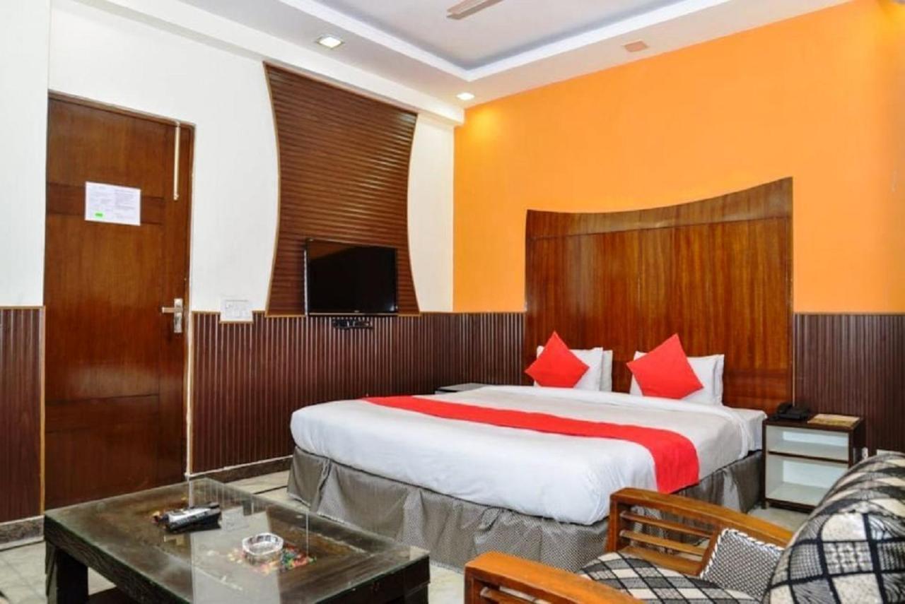 Aerocity Hotel Jindal Palace Delhi- A Well Hygiene Property"All Staff Vaccinated " New Delhi Exteriör bild